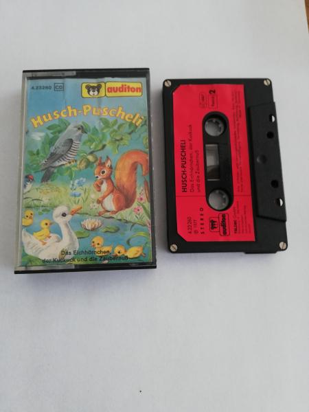 Husch-Puscheli Das Eichhörnchen, der Kuckuck und die Zaubernuß 4-fach Silber geschraubt Schwarz mit Roten Aufkleber 4.23260 CD Auditon(Innencover beschrieben)